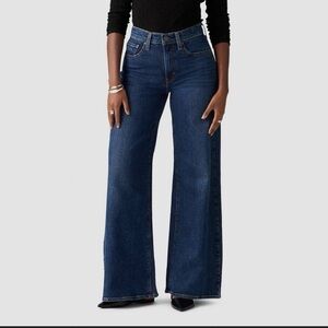 NWT Levi’s 728 High Rise Wide Leg Jeans 29x32